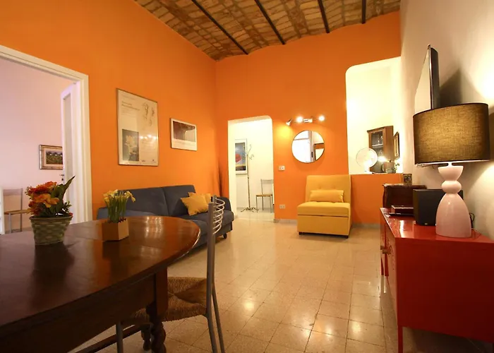 Manara Holiday House